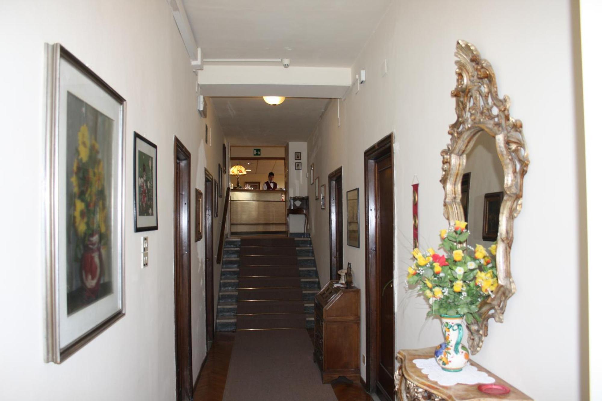 Hotel Bodoni Firenze Esterno foto